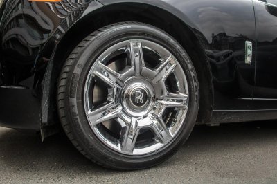 “Chộp” ngay ảnh Rolls-Royce Ghost của nhà chồng Tăng Thanh Hà tái xuất trên phố 7 “Chộp” ngay ảnh Rolls-Royce Ghost của nhà chồng Tăng Thanh Hà tái xuất trên phố7a