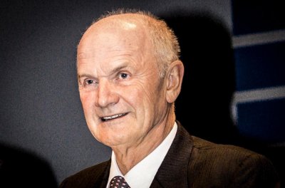 Ferdinand Piech cũng được nghĩ đến khi bàn về chủ nhân của siêu xe đắt giá nhất thế giới Ferdinand Piech cũng được nghĩ đến khi bàn về chủ nhân của siêu xe