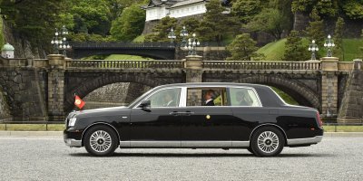 Hình ảnh Toyota Century phục vụ gia đình Thái tử Naruhito trong lễ thoái vị của Nhật hoàng Akihito 5 Hình ảnh Toyota Century phục vụ gia đình Thái tử Naruhito 5