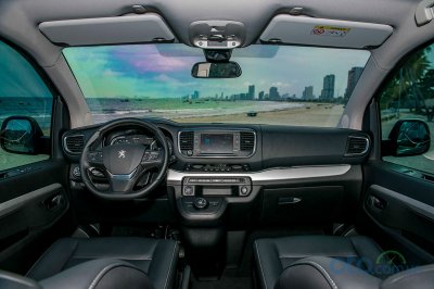Nội thất Peugeot Traveller được thiết kế hiện đại và tiện dụng Nội thất Peugeot Traveller được thiết kế hiện đại và tiện dụng.