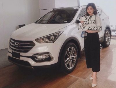 Hyundai Santa Fe - Dòng xe giúp nhiều người đổi đời nhờ "có duyên" với biển số siêu đẹp 4 Hyundai Santa Fe - Dòng xe giúp nhiều người đổi đời nhờ "có duyên" với biển số siêu đẹp a4