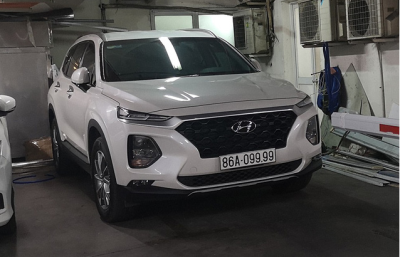 Hyundai Santa Fe - Dòng xe giúp nhiều người đổi đời nhờ "có duyên" với biển số siêu đẹp 2 Hyundai Santa Fe - Dòng xe giúp nhiều người đổi đời nhờ "có duyên" với biển số siêu đẹp a2