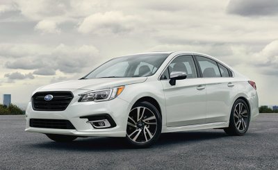 10 mẫu xe AWD có giá bán rẻ nhất hiện nay a1 Subaru Legacy 2019 màu trắng