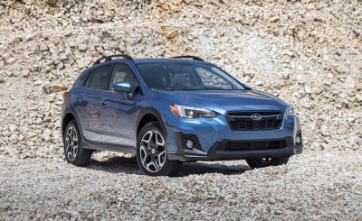 10 mẫu xe AWD có giá bán rẻ nhất hiện nay a4 Subaru Crosstrek 2019 màu xanh