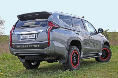 Lộ diện Mitsubishi Pajero Sport bản cực chất mới a2 Lộ diện Mitsubishi Pajero Sport bản cực chất mới a2.