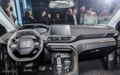 Sau giảm giá 50 triệu đồng, chi phí lăn bánh xe Peugeot 5008 2019 là bao nhiêu? 5 Sau giảm giá 50 triệu đồng, chi phí lăn bánh xe Peugeot 5008 2019 là bao nhiêu? a5