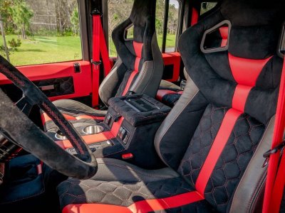 Ngắm chiếc Land Rover Defender mang sức mạnh Mỹ, nội thất đẳng cấp như siêu xe 10 Ngắm chiếc Land Rover Defender mang sức mạnh Mỹ, nội thất đẳng cấp như siêu xe a10