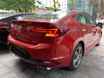 Lộ ảnh nội thất thực tế xe Hyundai Elantra 2019 tại Việt Nam a2