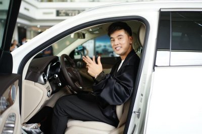 Ưng Hoàng Phúc tậu Mercedes-Benz GLC 250 4Matic "nịnh vợ" 3 Ưng Hoàng Phúc tậu Mercedes-Benz GLC 250 4Matic "nịnh vợ" a3