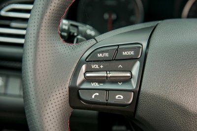 Ảnh chi tiết Hyundai Elantra Sport 2019 21 Ảnh chi tiết Hyundai Elantra Sport 2019 a21