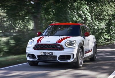 Ngắm MINI JCW Clubman và Countryman 2020: Hai phiên bản mạnh nhất lịch sử với 302 mã lực 2 Ngắm MINI JCW Clubman và Countryman 2020: Hai phiên bản mạnh nhất lịch sử với 302 mã lực a2