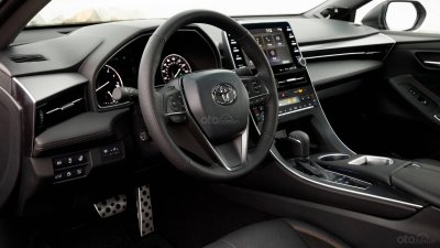 Ưu điểm của Toyota Avalon 2019: Phiên bản tiêu chuẩn XLE nhiều trang bị Toyota Avalon 2019: nội thất 1