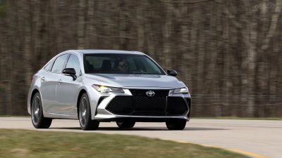 Toyota Avalon 2019 Toyota Avalon 2019 màu trắng