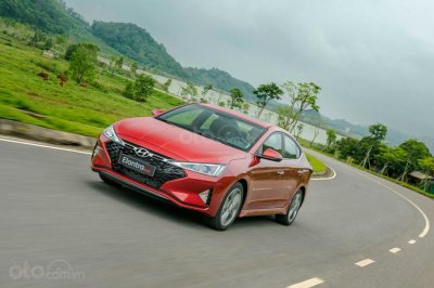 Thông số kỹ thuật chi tiết Hyundai Elantra 2019 vừa ra mắt Việt Nam 2 Thông số kỹ thuật chi tiết Hyundai Elantra 2019 vừa ra mắt Việt Nam a2