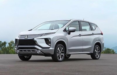 Mitsubishi Xpander chưa hết ‘hạn’: chết máy, hụt hơi và còn chảy dầu a4 Mitsubishi Xpander 2019 màu bạc tại VN