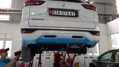 Mitsubishi Xpander chưa hết "phốt": chết máy, hụt hơi và còn chảy dầu Mitsubishi Xpander lỗi chảy dầu tại VN