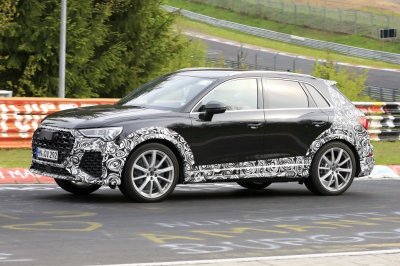 Audi RS Q3 2019 xuất hiện trên đường thử: Đậm chất thể thao, nhiều tính năng vượt trội 2 Audi RS Q3 2019 xuất hiện trên đường thử: Đậm chất thể thao, nhiều tính năng vượt trội a2