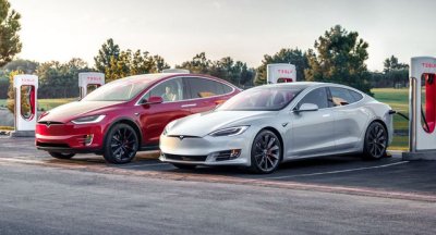 Xe Tesla thêm chức năng tự phát hiện lỗi Xe Tesla thêm chức năng tự phát hiện lỗi.