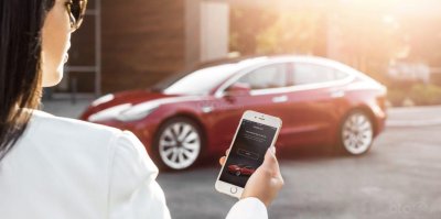 Mở khoá di động trên Tesla Model 3