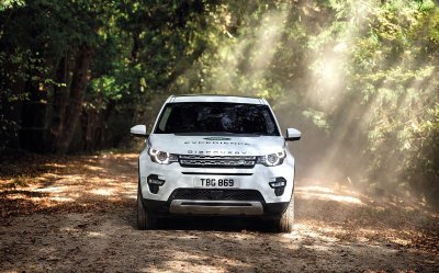 LandRover Việt Nam tặng phụ kiện hấp dẫn giá 35 triệu đồng trong tháng 12/2018 2 LandRover Việt Nam tặng phụ kiện hấp dẫn giá 35 triệu đồng trong tháng 12/2018 3