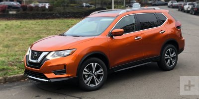 Top 10 mẫu SUV/Crossover chạy xăng tiết kiệm nhất năm 2019 a2 Nissan Rogue đời 2019 màu cam