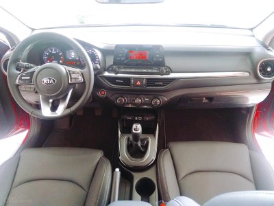 Giá xe Kia Cerato 2019 Nội thất Kia Cerato 2019