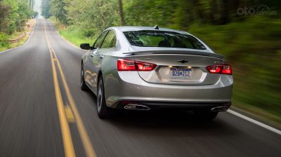 Chevrolet Malibu 2019 đuôi xe