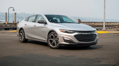 Góc 3/4 đầu xe Chevrolet Malibu 2019