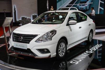 Vay mua xe Nissan Sunny trả góp 2019: Những lợi ích cần biết Nissan Sunny 2019 ngoại thất màu trắng