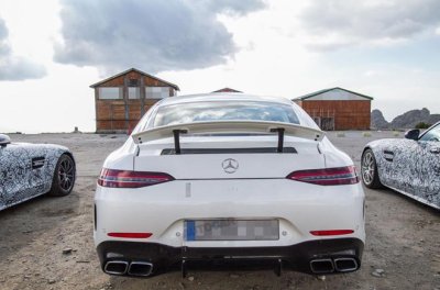 Mercedes-AMG GT 73 2020 sắp ra mắt có gì hấp dẫn? 5 Mercedes-AMG GT 73 2020 sắp ra mắt có gì hấp dẫn? a5