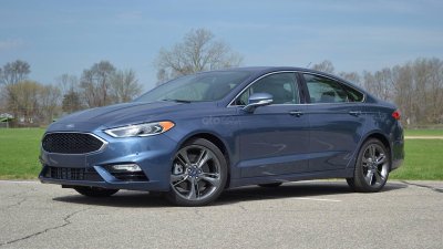 Ford Fusion Sport sắp bị khai tử trong năm 2020 Ford Fusion Sport 2018