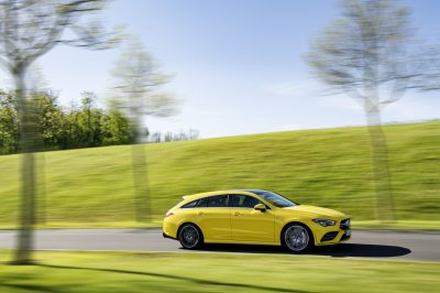 Mercedes-AMG CLA 35 Shooting Brake 2020 - ảnh 2 Mercedes-AMG CLA 35 Shooting Brake 2020