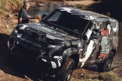 Land Rover Defender 2020 tham gia chương trình thử nghiệm tại Lãnh địa Sư tử Kenya 16 Land Rover Defender 2020 tham gia chương trình thử nghiệm tại Lãnh địa Sư tử Kenya a16