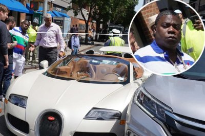 Bugatti Veyron trị giá hơn 40 tỷ đồng gặp "sao quả tạ" chỉ vài phút cùng chủ mới rời đại lý 1 Bugatti Veyron trị giá hơn 40 tỷ đồng gặp "sao quả tạ" chỉ vài phút cùng chủ mới rời đại lý a1