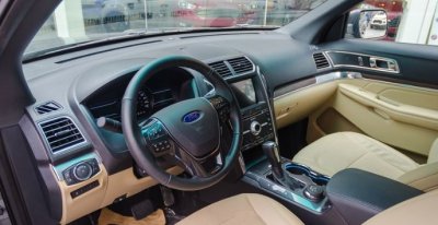 Thông số nội thất xe Ford Explorer 2019.