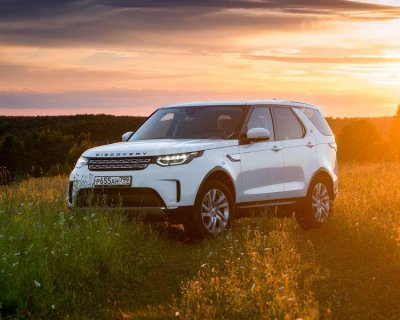 Land Rover Discovery 2019 Ấn cập nhật động cơ, chào giá 2,5 tỷ