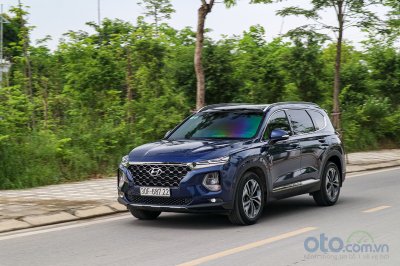 Hyundai Santa Fe vẫn là cái tên hút khách ở phân khúc SUV 7 chỗ Hyundai Santa Fe vẫn là cái tên hút khách ở phân khúc SUV 7 chỗ.