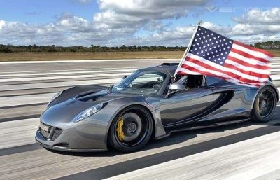 Hennessey Venom GT là một trong những siêu xe tốc độ mà người Mỹ tự hào Hennessey Venom GT là một trong những siêu xe tốc độ mà người Mỹ tự hào.