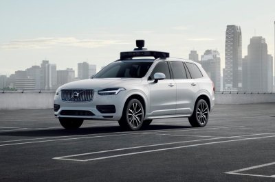 Mẫu xe tự hành mới sẽ dựa trên chiếc Volvo XC90 Mẫu xe tự hành mới sẽ dựa trên chiếc Volvo XC90.