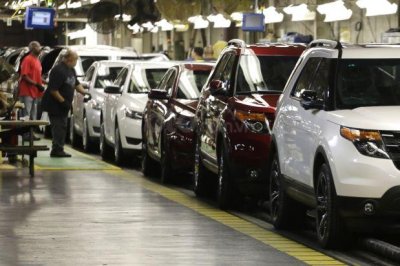 Ford Explorer sản xuất tại nhà máy Chicago ảnh hưởng nhiều từ vụ triệu hồi