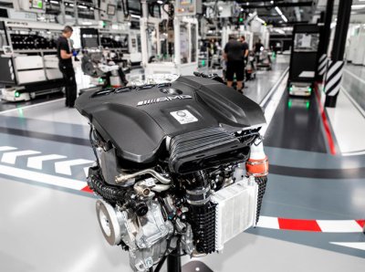 Mercedes-AMG chế tạo thành công động cơ 2.0L mạnh mẽ nhất thế giới Mercedes-AMG chế tạo thành công động cơ 2.0L mạnh mẽ nhất thế giới a1