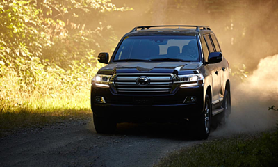 Toyota Land Cruiser 2019 tại Việt Nam Toyota Land Cruiser 2019 tại Việt Nam...