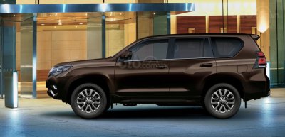 Thông số kỹ thuật xe Toyota Land Cruiser tại Việt Nam 1a