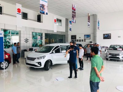 Cận cảnh Suzuki Ertiga 2019 tại đại lý, ngày ra mắt Việt Nam gần kề Cận cảnh Suzuki Ertiga 2019 tại đại lý, ngày ra mắt Việt Nam gần kề.