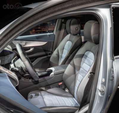 Mercedes-Benz EQC 2020 vô-lăng trái Mercedes-Benz EQC 2020 vô-lăng trái