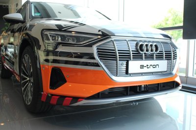 SUV điện Audi E-Tron chính thức cập bến showroom Audi Hồ Chí Minh 3