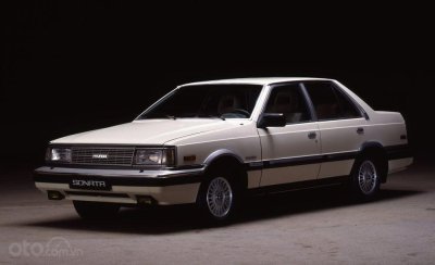 Hyundai Sonata thế hệ đầu tiên Hyundai Sonata thế hệ đầu tiên.