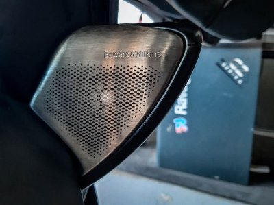 Khoảnh khắc McLaren 720S Launch Edition đầu tiên tại Việt Nam vi vu trên phố 19 Khoảnh khắc McLaren 720S Launch Edition đầu tiên tại Việt Nam vi vu trên phố a19