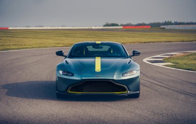 Siêu xe Aston Martin Vantage AMR bắt đầu được nhận đặt cọc tại Việt Nam 1 Siêu xe Aston Martin Vantage AMR bắt đầu được nhận đặt cọc tại Việt Nam 1a