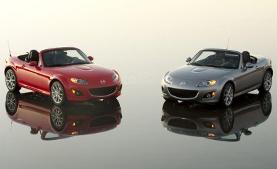 2009: Miata được thổi một làn gió mới 2009: Miata được thổi một làn gió mới.
